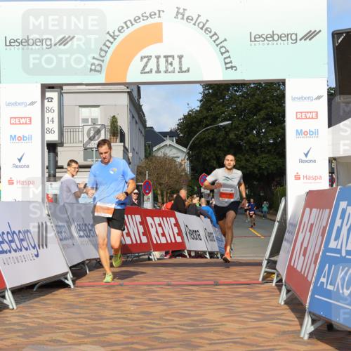 25.08.2024 - 20. Blankeneser Heldenlauf Strokosch-Dieckow http://msf.ph/oto/6816252 25.08.2024 09:39:26 Ziel 126, 145 meine-sportfotos.de