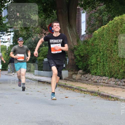 25.08.2024 - 20. Blankeneser Heldenlauf Strokosch-Dieckow http://msf.ph/oto/6816291 25.08.2024 09:45:26 Ziel 101, 171, 247, 266, 271, 273 meine-sportfotos.de
