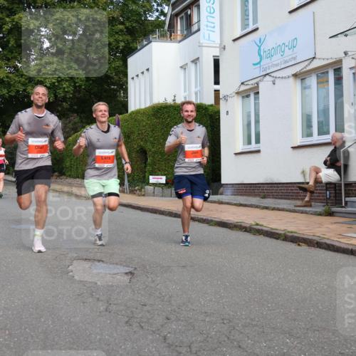 25.08.2024 - 20. Blankeneser Heldenlauf Strokosch-Dieckow http://msf.ph/oto/6816400 25.08.2024 09:45:33 Ziel 101, 171, 243, 266, 271, 273 meine-sportfotos.de