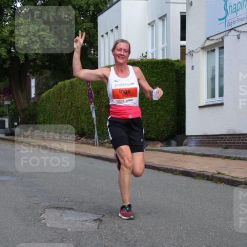 25.08.2024 - 20. Blankeneser Heldenlauf Strokosch-Dieckow http://msf.ph/oto/6816469 25.08.2024 09:45:37 Ziel 188, 243, 249, 266, 271, 273 meine-sportfotos.de