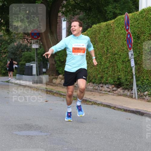 25.08.2024 - 20. Blankeneser Heldenlauf Strokosch-Dieckow http://msf.ph/oto/6816652 25.08.2024 09:46:25 Ziel 111, 157 meine-sportfotos.de