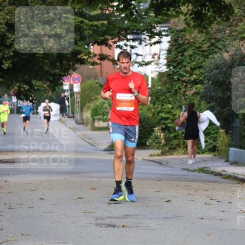 25.08.2024 - 20. Blankeneser Heldenlauf Strokosch-Dieckow http://msf.ph/oto/6816710 25.08.2024 09:46:30 Ziel 111, 157 meine-sportfotos.de