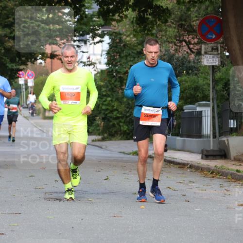 25.08.2024 - 20. Blankeneser Heldenlauf Strokosch-Dieckow http://msf.ph/oto/6816837 25.08.2024 09:47:02 Ziel 179, 239, 240, 251 meine-sportfotos.de