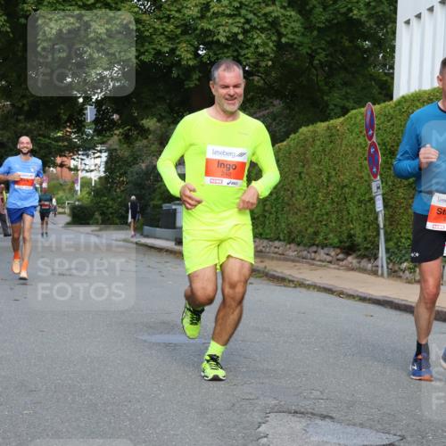 25.08.2024 - 20. Blankeneser Heldenlauf Strokosch-Dieckow http://msf.ph/oto/6816883 25.08.2024 09:47:06 Ziel 179, 239, 240 meine-sportfotos.de