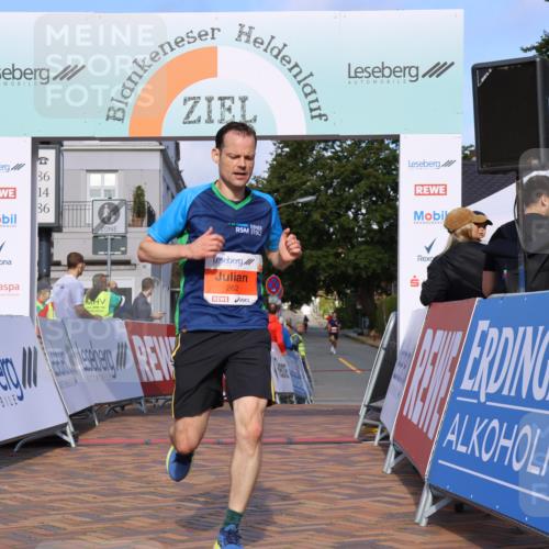 25.08.2024 - 20. Blankeneser Heldenlauf Strokosch-Dieckow http://msf.ph/oto/6816892 25.08.2024 09:40:41 Ziel 262 meine-sportfotos.de