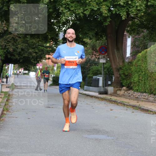25.08.2024 - 20. Blankeneser Heldenlauf Strokosch-Dieckow http://msf.ph/oto/6816909 25.08.2024 09:47:08 Ziel 179, 239, 240 meine-sportfotos.de