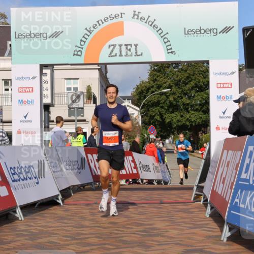 25.08.2024 - 20. Blankeneser Heldenlauf Strokosch-Dieckow http://msf.ph/oto/6816931 25.08.2024 09:40:55 Ziel 137, 152 meine-sportfotos.de