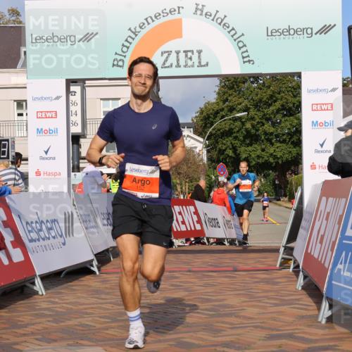 25.08.2024 - 20. Blankeneser Heldenlauf Strokosch-Dieckow http://msf.ph/oto/6816959 25.08.2024 09:40:56 Ziel 137, 152 meine-sportfotos.de