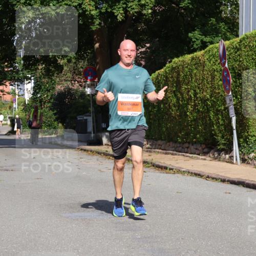25.08.2024 - 20. Blankeneser Heldenlauf Strokosch-Dieckow http://msf.ph/oto/6816980 25.08.2024 09:47:19 Ziel 141 meine-sportfotos.de