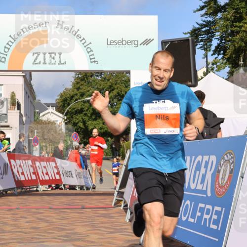 25.08.2024 - 20. Blankeneser Heldenlauf Strokosch-Dieckow http://msf.ph/oto/6817025 25.08.2024 09:41:00 Ziel 137, 152, 204 meine-sportfotos.de