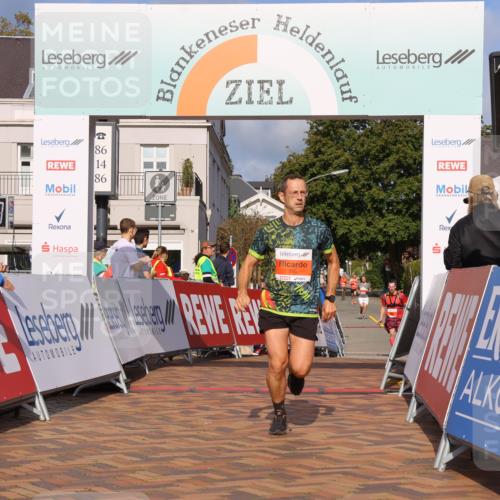 25.08.2024 - 20. Blankeneser Heldenlauf Strokosch-Dieckow http://msf.ph/oto/6817192 25.08.2024 09:41:33 Ziel 206 meine-sportfotos.de