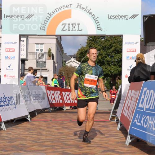 25.08.2024 - 20. Blankeneser Heldenlauf Strokosch-Dieckow http://msf.ph/oto/6817203 25.08.2024 09:41:34 Ziel 148, 206 meine-sportfotos.de