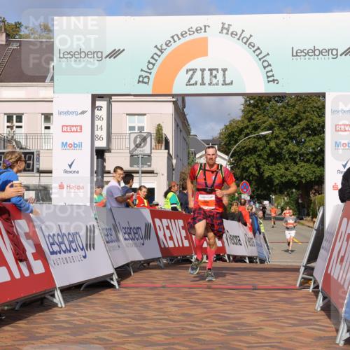 25.08.2024 - 20. Blankeneser Heldenlauf Strokosch-Dieckow http://msf.ph/oto/6817223 25.08.2024 09:41:37 Ziel 148, 206 meine-sportfotos.de