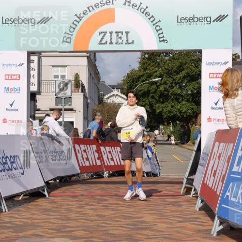 25.08.2024 - 20. Blankeneser Heldenlauf Strokosch-Dieckow http://msf.ph/oto/6817300 25.08.2024 10:15:14 Ziel 6228 meine-sportfotos.de