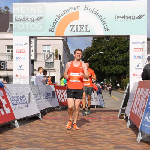 25.08.2024 - 20. Blankeneser Heldenlauf Strokosch-Dieckow http://msf.ph/oto/6817409 25.08.2024 09:41:52 Ziel 105, 121, 288 meine-sportfotos.de