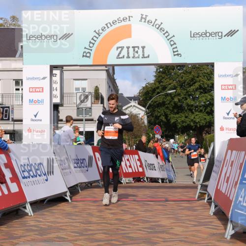 25.08.2024 - 20. Blankeneser Heldenlauf Strokosch-Dieckow http://msf.ph/oto/6817523 25.08.2024 09:42:03 Ziel 115, 255 meine-sportfotos.de