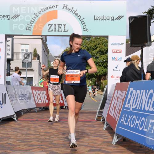 25.08.2024 - 20. Blankeneser Heldenlauf Strokosch-Dieckow http://msf.ph/oto/6817635 25.08.2024 09:42:08 Ziel 115, 124, 134, 255 meine-sportfotos.de