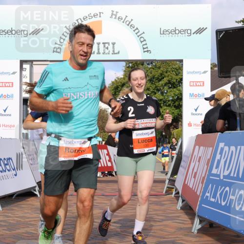 25.08.2024 - 20. Blankeneser Heldenlauf Strokosch-Dieckow http://msf.ph/oto/6817830 25.08.2024 09:42:23 Ziel 110, 130, 167, 175, 223 meine-sportfotos.de