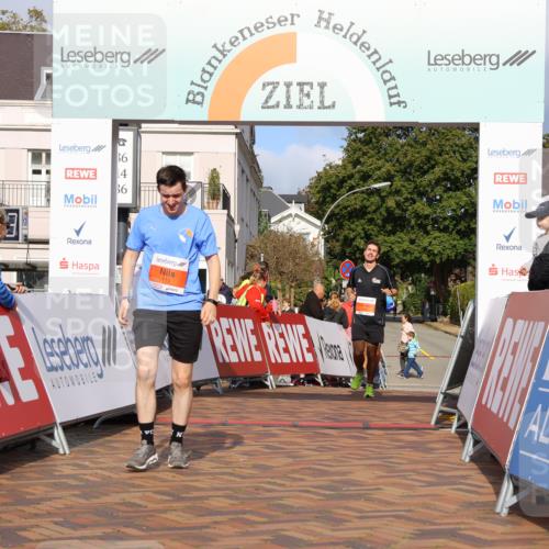 25.08.2024 - 20. Blankeneser Heldenlauf Strokosch-Dieckow http://msf.ph/oto/6817873 25.08.2024 09:42:27 Ziel 110, 125, 130, 167, 175, 223, 264 meine-sportfotos.de