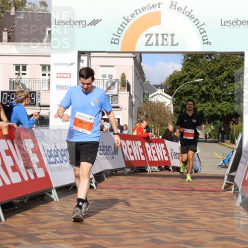 25.08.2024 - 20. Blankeneser Heldenlauf Strokosch-Dieckow http://msf.ph/oto/6817894 25.08.2024 09:42:27 Ziel 110, 125, 130, 167, 175, 223, 264 meine-sportfotos.de