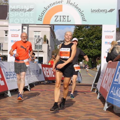 25.08.2024 - 20. Blankeneser Heldenlauf Strokosch-Dieckow http://msf.ph/oto/6818105 25.08.2024 09:42:52 Ziel 142, 191, 222 meine-sportfotos.de