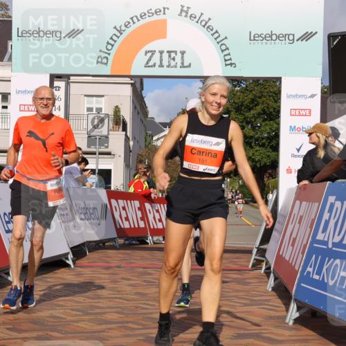 25.08.2024 - 20. Blankeneser Heldenlauf Strokosch-Dieckow http://msf.ph/oto/6818119 25.08.2024 09:42:52 Ziel 142, 191, 222 meine-sportfotos.de
