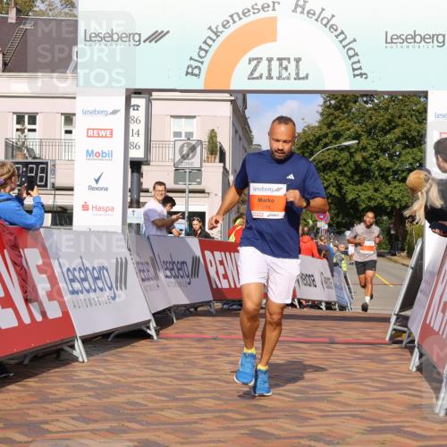 25.08.2024 - 20. Blankeneser Heldenlauf Strokosch-Dieckow http://msf.ph/oto/6818275 25.08.2024 09:43:09 Ziel 193, 272, 281 meine-sportfotos.de