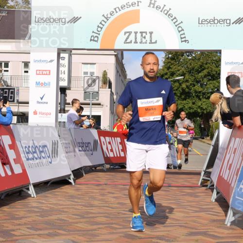 25.08.2024 - 20. Blankeneser Heldenlauf Strokosch-Dieckow http://msf.ph/oto/6818287 25.08.2024 09:43:09 Ziel 193, 272, 281 meine-sportfotos.de