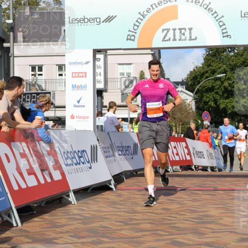 25.08.2024 - 20. Blankeneser Heldenlauf Strokosch-Dieckow http://msf.ph/oto/6818446 25.08.2024 09:43:20 Ziel 113, 170, 272, 275 meine-sportfotos.de