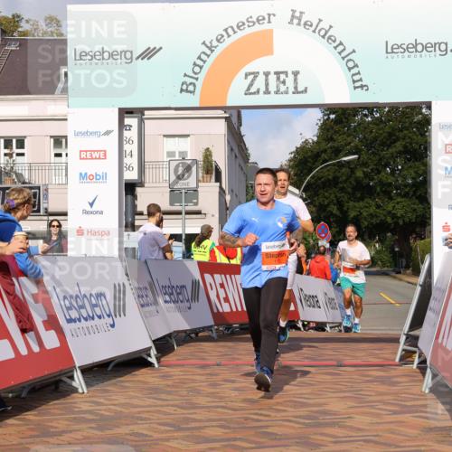 25.08.2024 - 20. Blankeneser Heldenlauf Strokosch-Dieckow http://msf.ph/oto/6818474 25.08.2024 09:43:24 Ziel 113, 170, 274, 275 meine-sportfotos.de