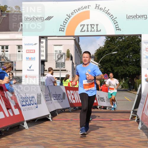 25.08.2024 - 20. Blankeneser Heldenlauf Strokosch-Dieckow http://msf.ph/oto/6818486 25.08.2024 09:43:24 Ziel 113, 170, 274, 275 meine-sportfotos.de