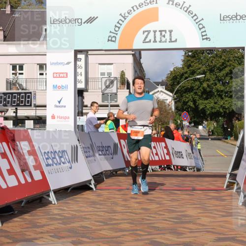 25.08.2024 - 20. Blankeneser Heldenlauf Strokosch-Dieckow http://msf.ph/oto/6818690 25.08.2024 09:44:31 Ziel 139 meine-sportfotos.de