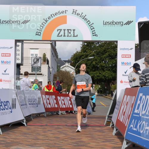 25.08.2024 - 20. Blankeneser Heldenlauf Strokosch-Dieckow http://msf.ph/oto/6818782 25.08.2024 09:44:54 Ziel 159 meine-sportfotos.de