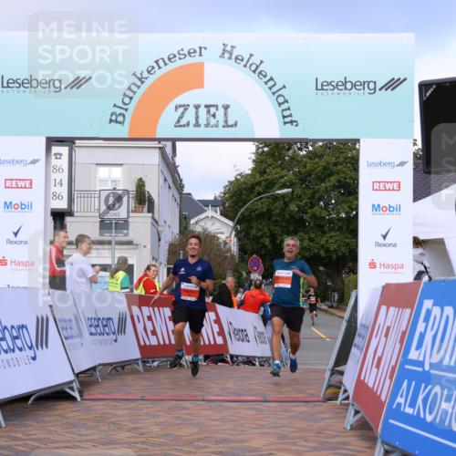 25.08.2024 - 20. Blankeneser Heldenlauf Strokosch-Dieckow http://msf.ph/oto/6818837 25.08.2024 09:45:30 Ziel 150, 173 meine-sportfotos.de