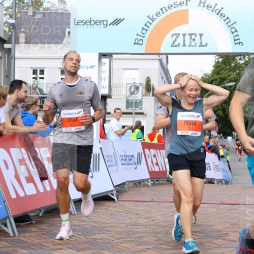 25.08.2024 - 20. Blankeneser Heldenlauf Strokosch-Dieckow http://msf.ph/oto/6819066 25.08.2024 09:45:50 Ziel 101, 171, 266, 271, 273 meine-sportfotos.de