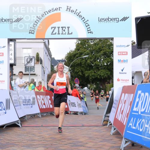 25.08.2024 - 20. Blankeneser Heldenlauf Strokosch-Dieckow http://msf.ph/oto/6819133 25.08.2024 09:45:56 Ziel 101, 171, 243, 266, 271, 273 meine-sportfotos.de