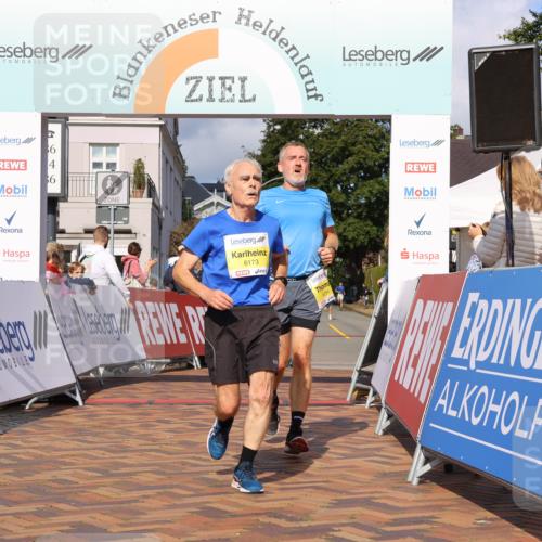 25.08.2024 - 20. Blankeneser Heldenlauf Strokosch-Dieckow http://msf.ph/oto/6819171 25.08.2024 10:20:47 Ziel 6173, 6294, 6513 meine-sportfotos.de