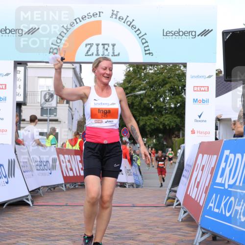 25.08.2024 - 20. Blankeneser Heldenlauf Strokosch-Dieckow http://msf.ph/oto/6819181 25.08.2024 09:45:57 Ziel 243, 266, 271, 273 meine-sportfotos.de
