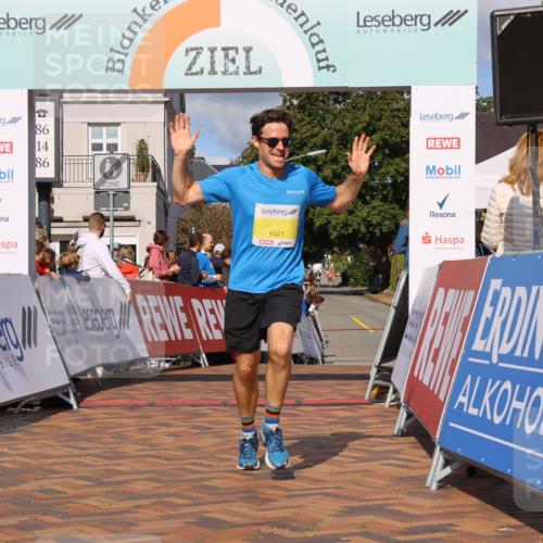 25.08.2024 - 20. Blankeneser Heldenlauf Strokosch-Dieckow http://msf.ph/oto/6819694 25.08.2024 10:21:29 Ziel 6521 meine-sportfotos.de