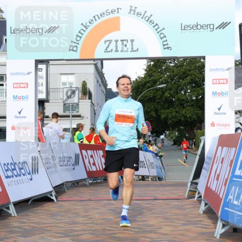 25.08.2024 - 20. Blankeneser Heldenlauf Strokosch-Dieckow http://msf.ph/oto/6819889 25.08.2024 09:46:42 Ziel 111 meine-sportfotos.de