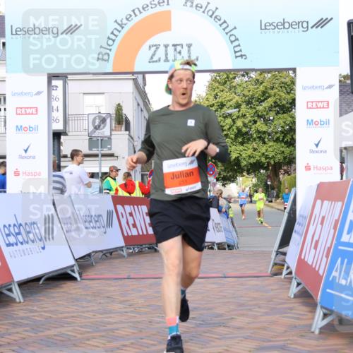 25.08.2024 - 20. Blankeneser Heldenlauf Strokosch-Dieckow http://msf.ph/oto/6820411 25.08.2024 09:47:14 Ziel 251 meine-sportfotos.de