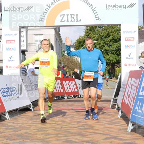 25.08.2024 - 20. Blankeneser Heldenlauf Strokosch-Dieckow http://msf.ph/oto/6820625 25.08.2024 09:47:26 Ziel 179, 239, 240 meine-sportfotos.de