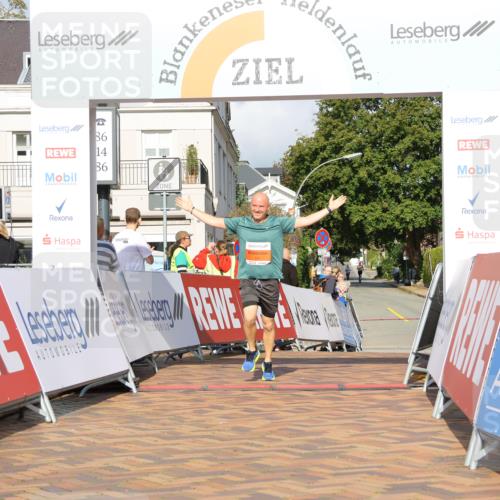 25.08.2024 - 20. Blankeneser Heldenlauf Strokosch-Dieckow http://msf.ph/oto/6821032 25.08.2024 09:47:38 Ziel 141 meine-sportfotos.de