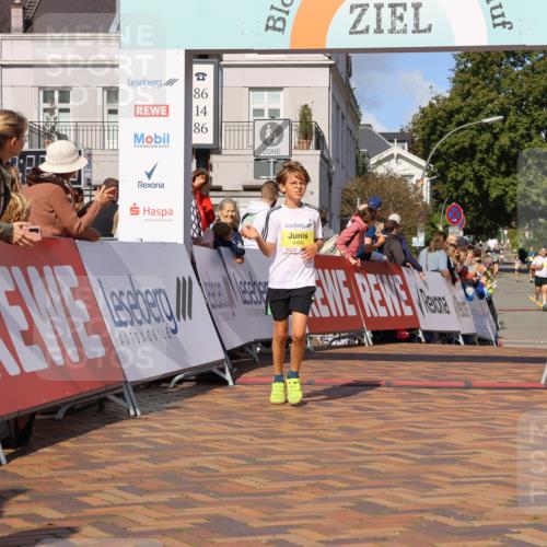 25.08.2024 - 20. Blankeneser Heldenlauf Strokosch-Dieckow http://msf.ph/oto/6821162 25.08.2024 10:22:48 Ziel 6406, 6531 meine-sportfotos.de