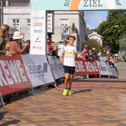 25.08.2024 - 20. Blankeneser Heldenlauf Strokosch-Dieckow http://msf.ph/oto/6821183 25.08.2024 10:22:48 Ziel 6406, 6531 meine-sportfotos.de