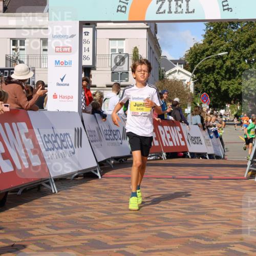 25.08.2024 - 20. Blankeneser Heldenlauf Strokosch-Dieckow http://msf.ph/oto/6821322 25.08.2024 10:22:49 Ziel 6406, 6531 meine-sportfotos.de