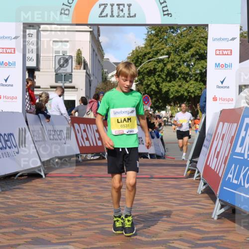 25.08.2024 - 20. Blankeneser Heldenlauf Strokosch-Dieckow http://msf.ph/oto/6821562 25.08.2024 10:22:54 Ziel 6406, 6528, 6531 meine-sportfotos.de