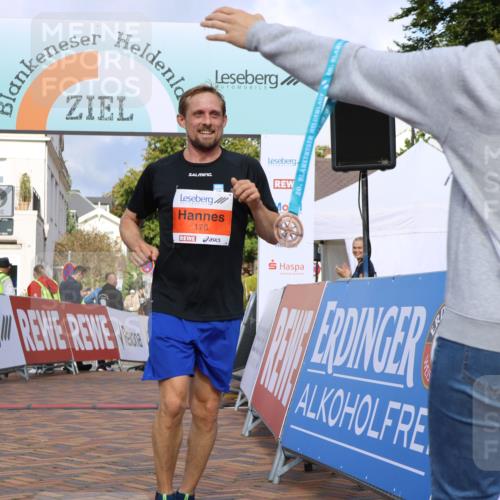 25.08.2024 - 20. Blankeneser Heldenlauf Strokosch-Dieckow http://msf.ph/oto/6821885 25.08.2024 09:48:39 Ziel 176 meine-sportfotos.de
