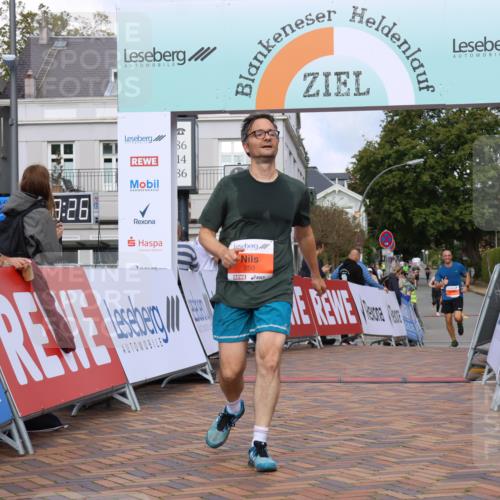 25.08.2024 - 20. Blankeneser Heldenlauf Strokosch-Dieckow http://msf.ph/oto/6822158 25.08.2024 09:48:59 Ziel 216, 250 meine-sportfotos.de