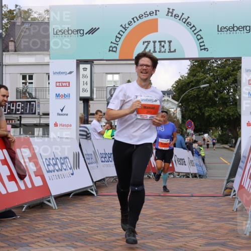 25.08.2024 - 20. Blankeneser Heldenlauf Strokosch-Dieckow http://msf.ph/oto/6822774 25.08.2024 09:49:50 Ziel 155, 283 meine-sportfotos.de